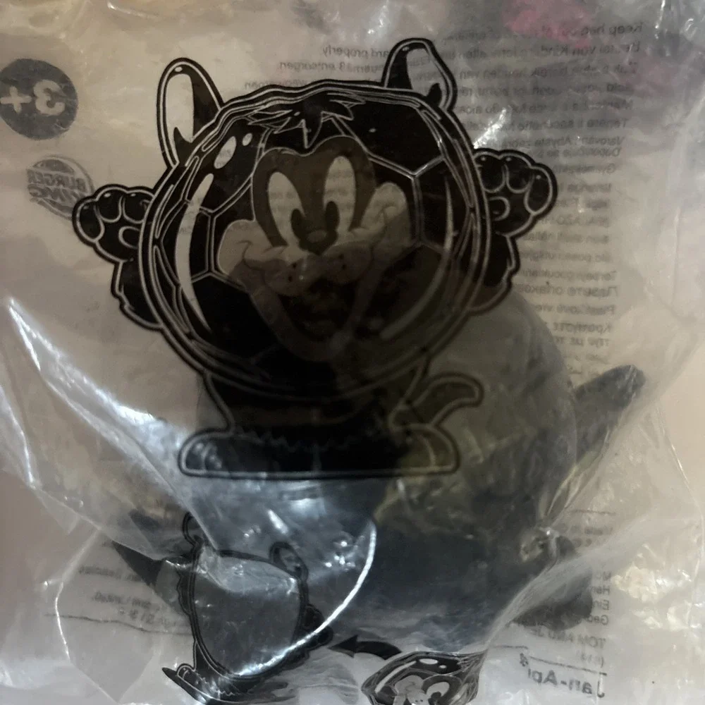 Burger King  Tom and Jerry And Tweety Bird Soccer Ball Kids meal toy 2014 New‎